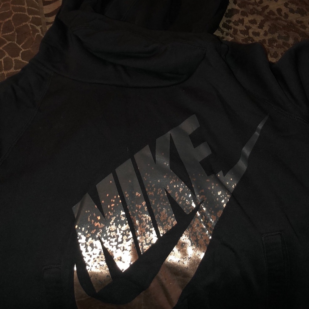 Nike hoodie & sweats